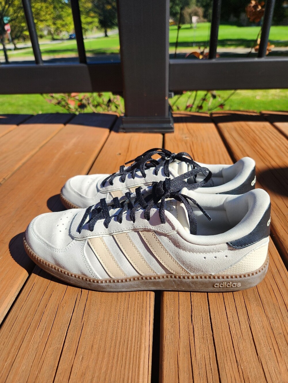 ADIDAS Women's Breakneck Sleek Off White / Crystal Linen Sneakers, Size 8